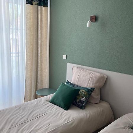 La Rose Des Vents Bed & Breakfast Saint-Symphorien-de-Marmagne Bagian luar foto