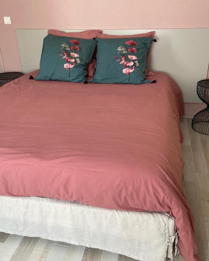 La Rose Des Vents Bed & Breakfast Saint-Symphorien-de-Marmagne Bagian luar foto